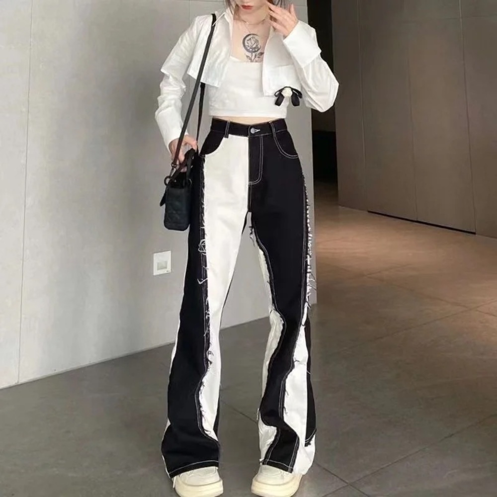 Colorblock Jeans - Picture 2 of 5